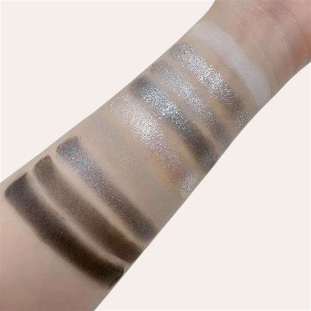 TATI BEAUTY Smokey Glam Eyeshadow Palette